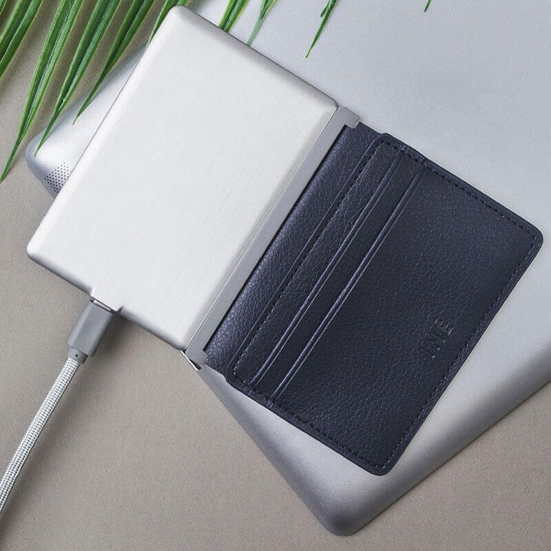 Cartera de piel reciclada y power bank - Imagen 11