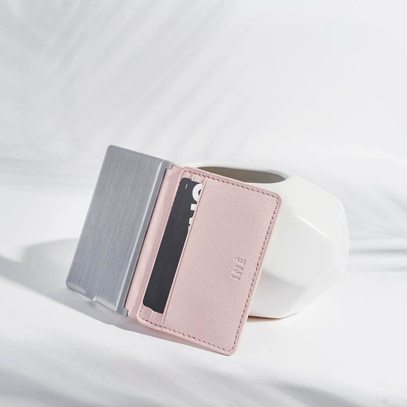 Cartera de piel reciclada y power bank - Imagen 3
